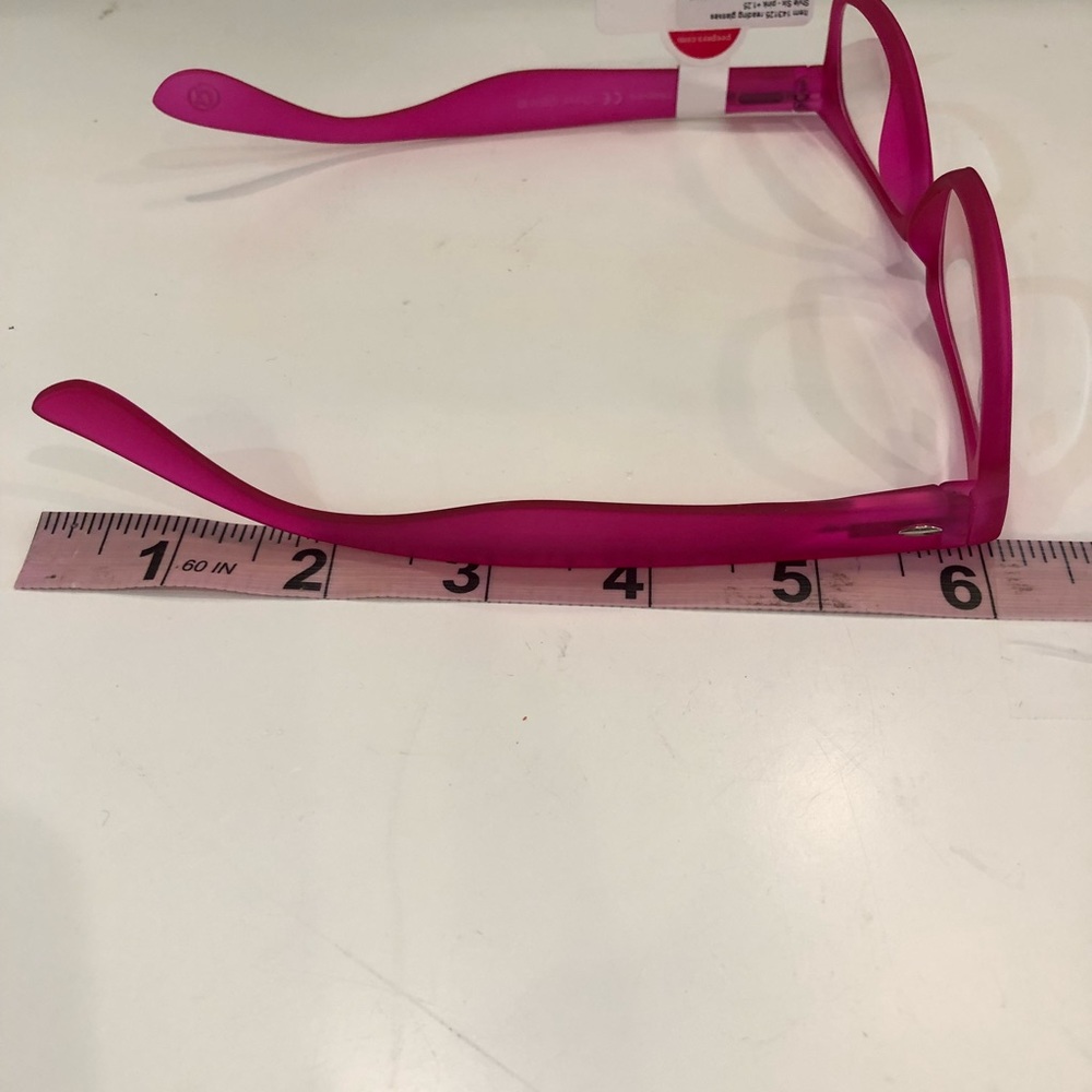 Peepers Reading Glasses - Picture 7 of 7